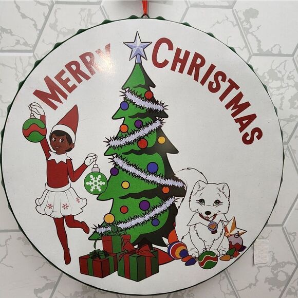 Elf On the Shelf & Elf Pets Girl Scout Metal Cap Wall Decor, 12" - Picture 4 of 12